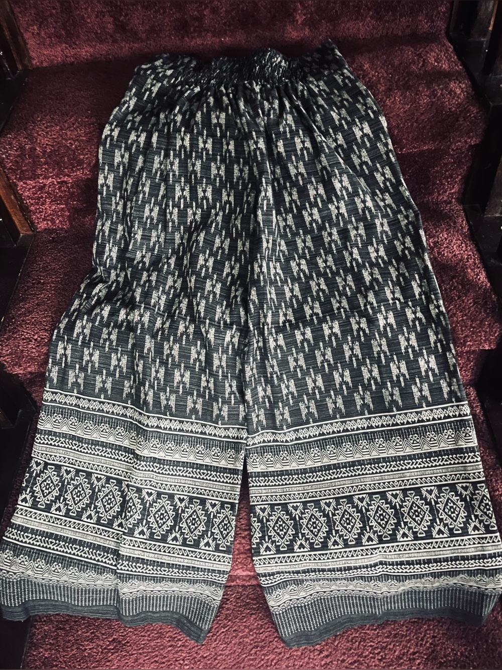 Black and White Geometric Pattern Wide-Leg Pants